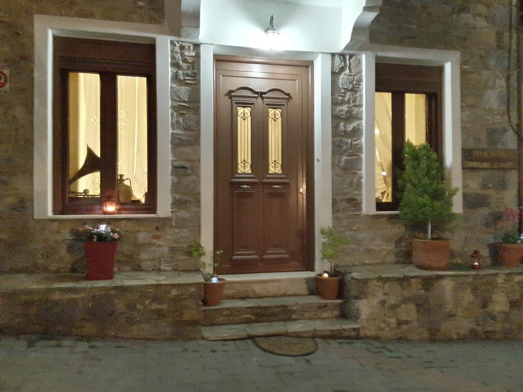 Nakaraki Hotel Стени Дирфиос Екстериор снимка