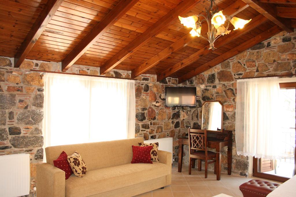 Nakaraki Hotel Стени Дирфиос Стая снимка
